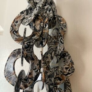 Sassy Jones Black and Brown Marbled Link Necklace